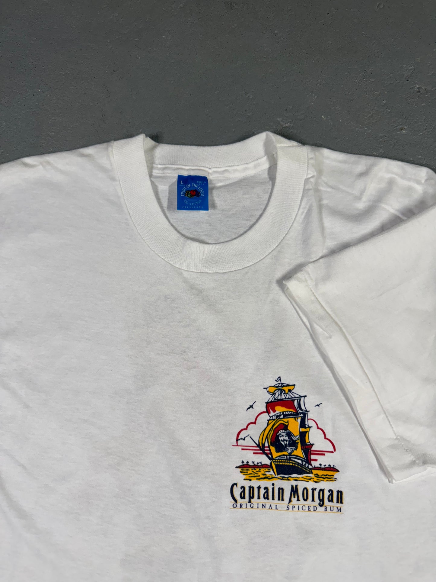Single stitch “Captain Morgan” Tee Sz L