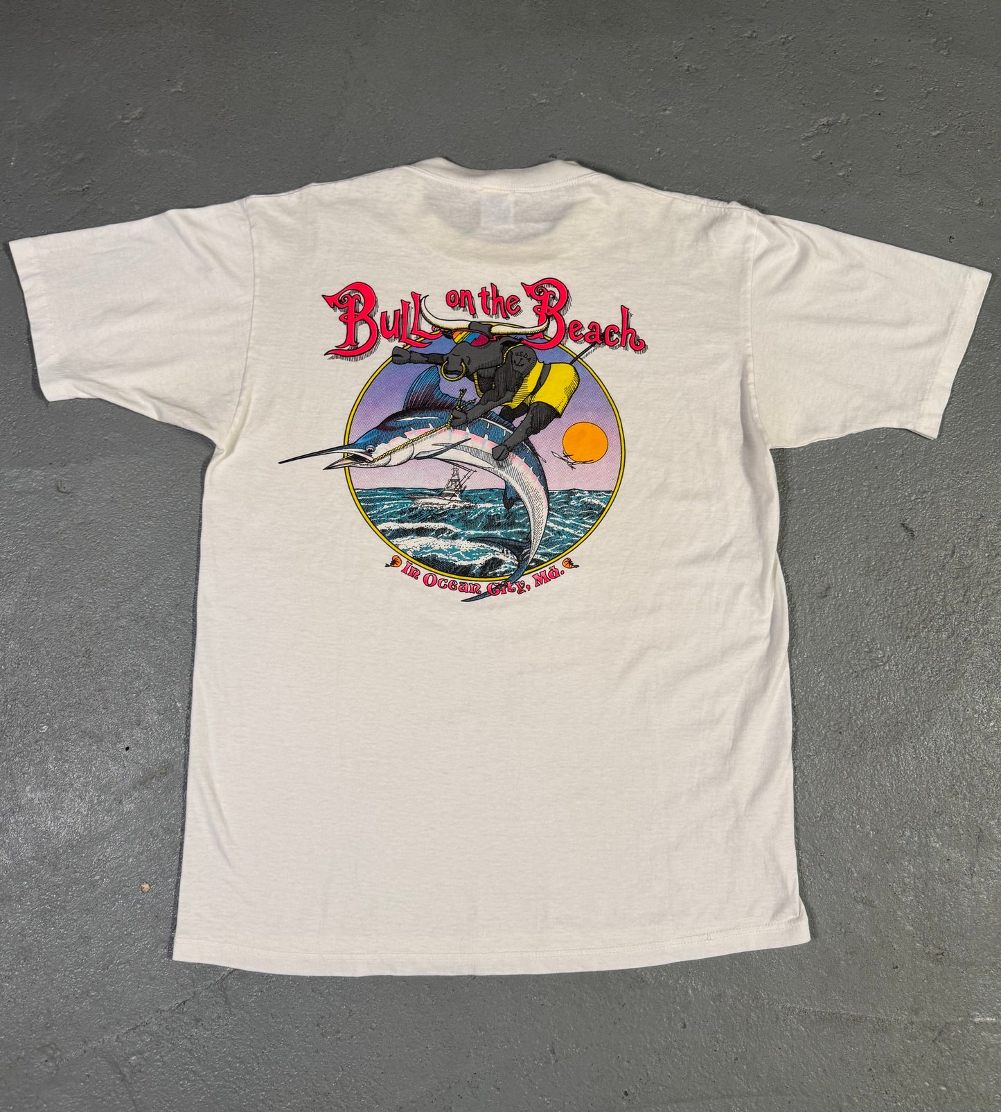 80s “Bull on the Beach” Tee Sz L