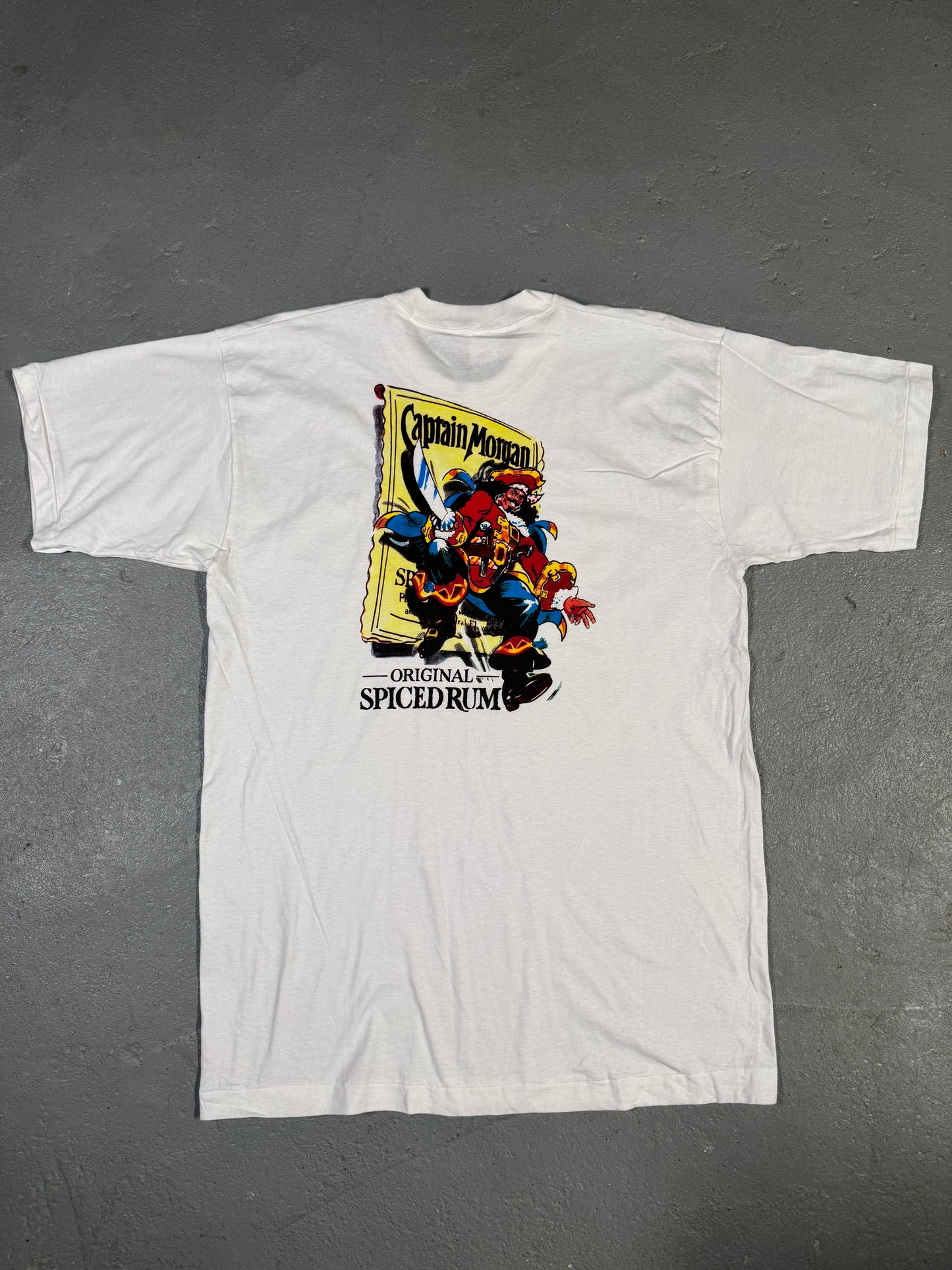 Single stitch “Captain Morgan” Tee Sz L