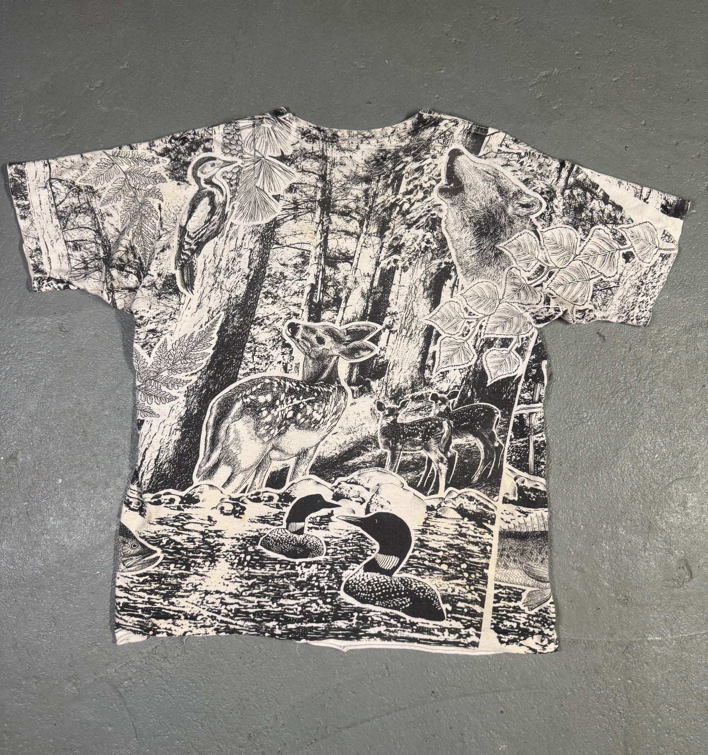 90s Single stitch Nature Aop Tee Sz L-Xl