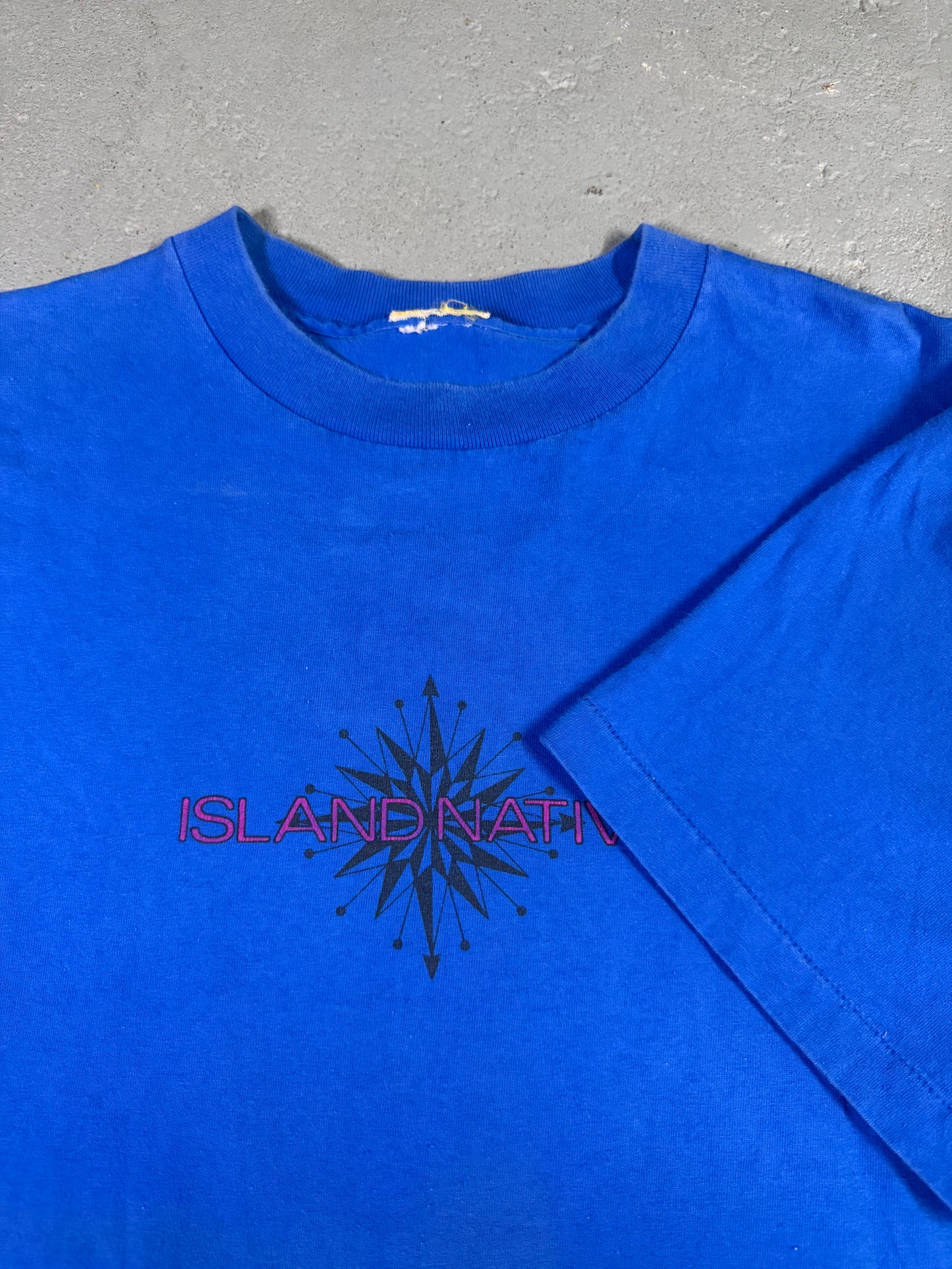 Single stitch Island Native Tee Sz L-XL