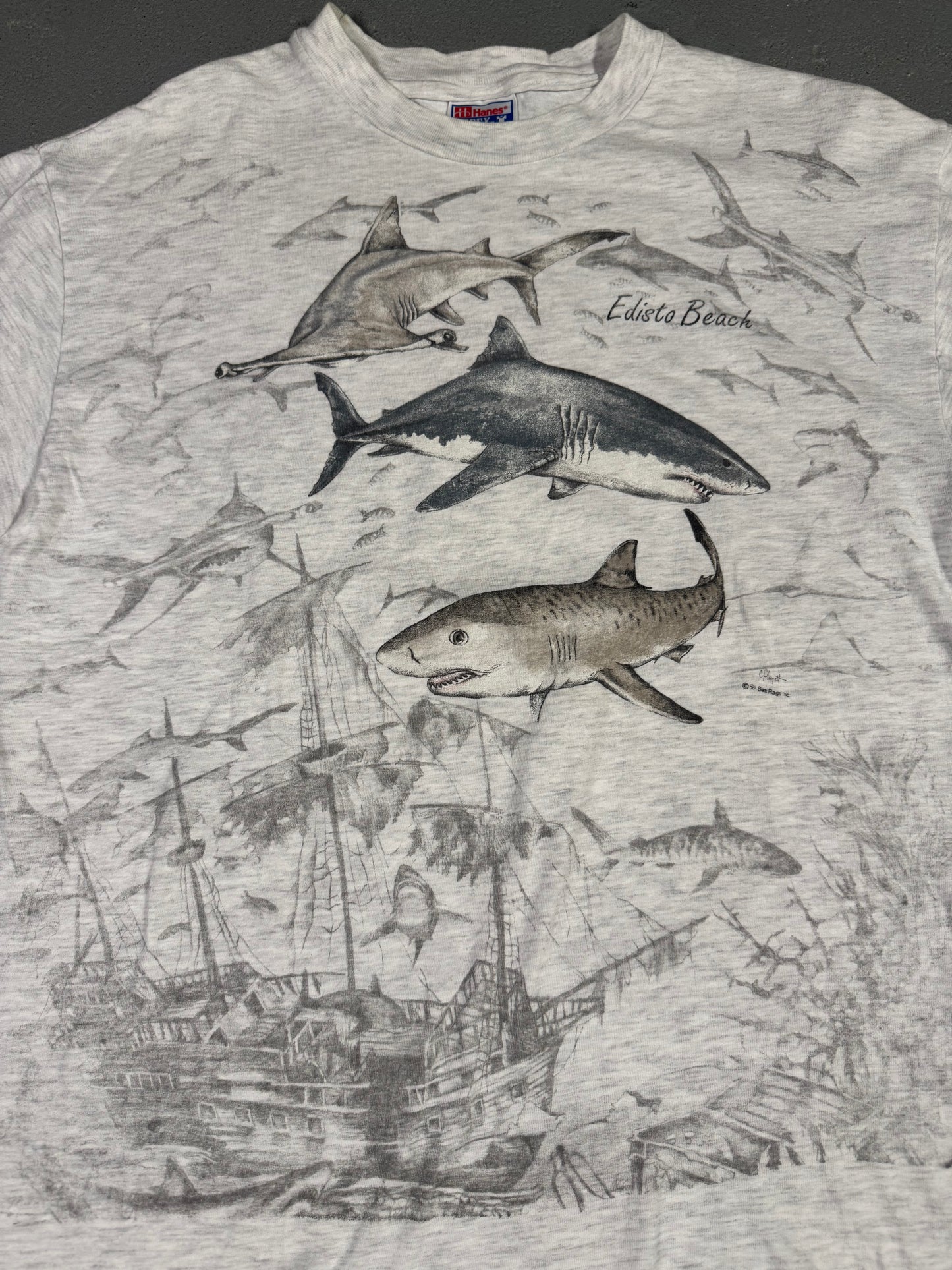 90s Single stitch Shark tee Sz L