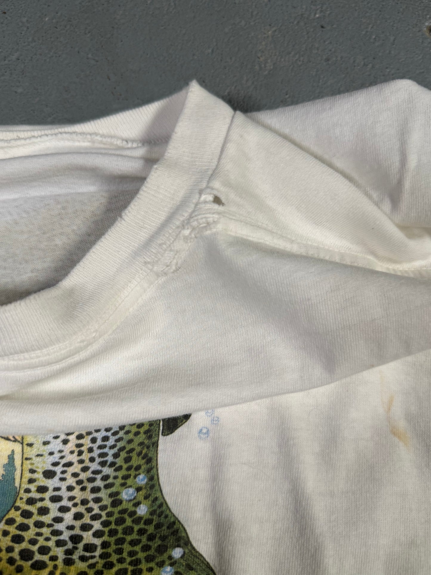 Vintage Single stitch Guy Harvey Rainbow Trout Tee Sz XXL